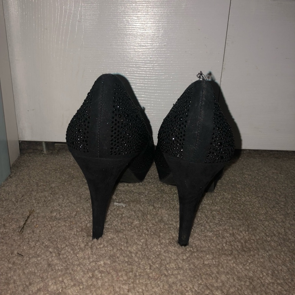 heels - Picture 5 of 5